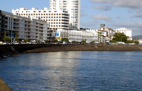 Avenida Marginal Ponta Delgada em 2006